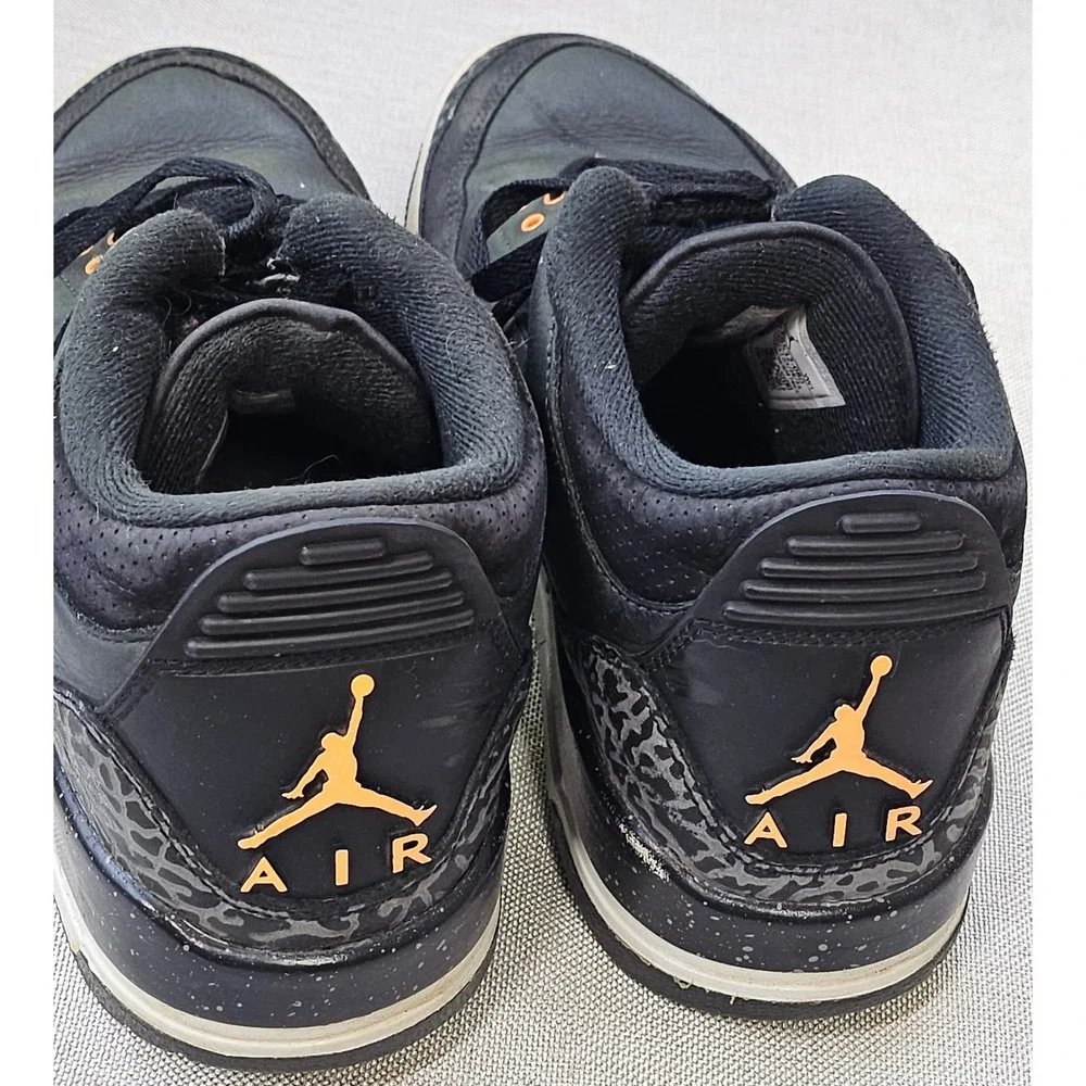 Air Jordan 3 Retro Fear Pack Mens Size 9 Black Orange CT8532-080 Sneakers